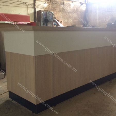 Quầy Lễ Tân Thấp Sơn QLTT S07